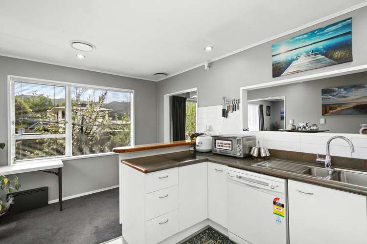 2 Naseby Grove Wainuiomata_3
