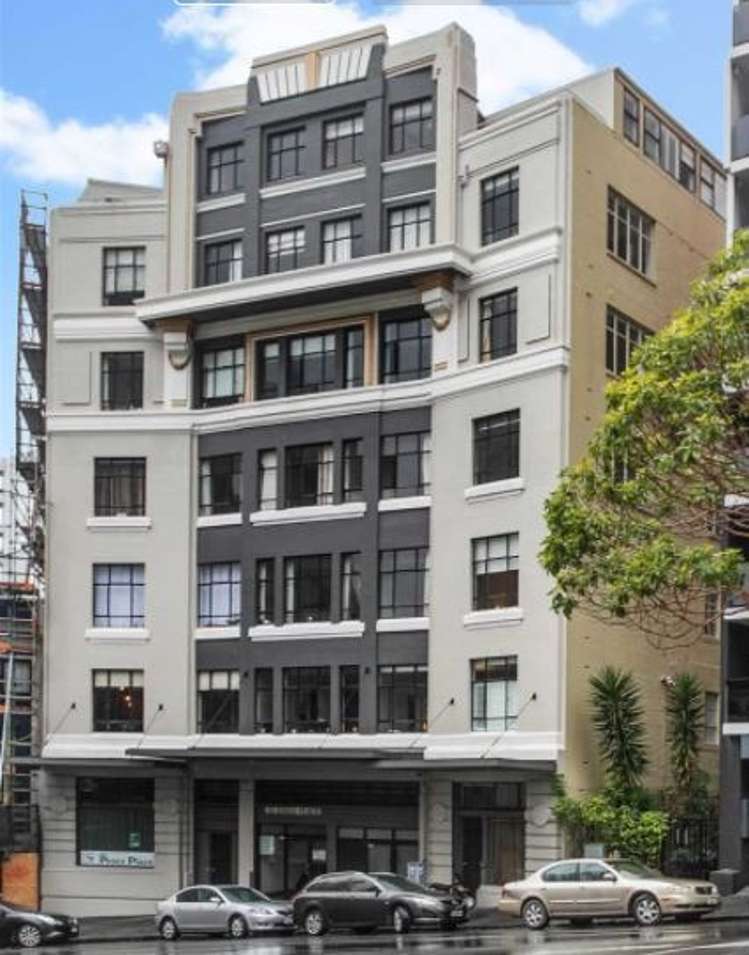 3F/22 Emily Place 10015_9