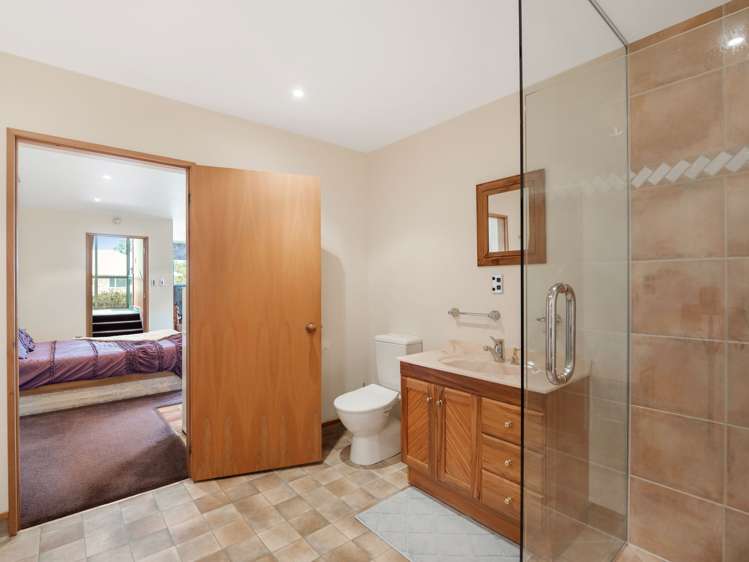 12 Grove Avenue Weston_28