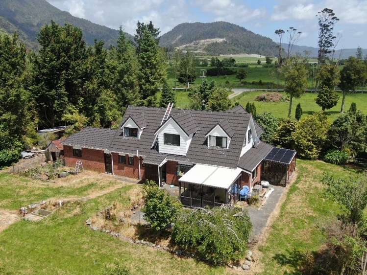 2778 Whataroa Highway Whataroa_1