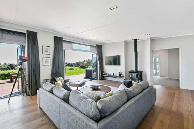 35 Old Barn Road Opaheke_1