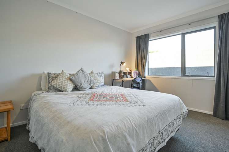 40 Arbuckle Road Frimley_17