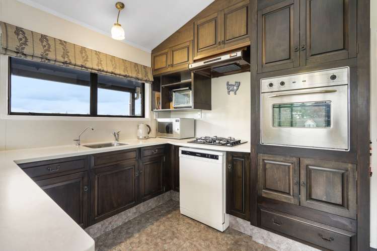 42 Pelorus Street Glenview_8