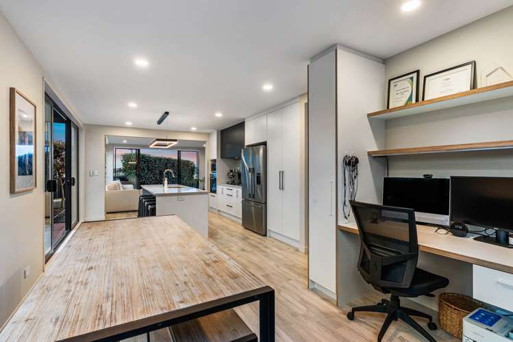6/93 Bonair Crescent Millwater_13