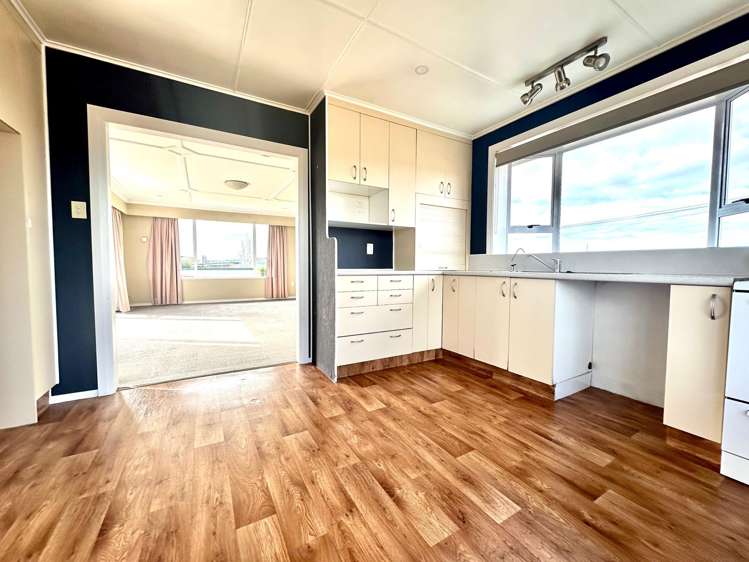 36 Christie Street Balclutha_5