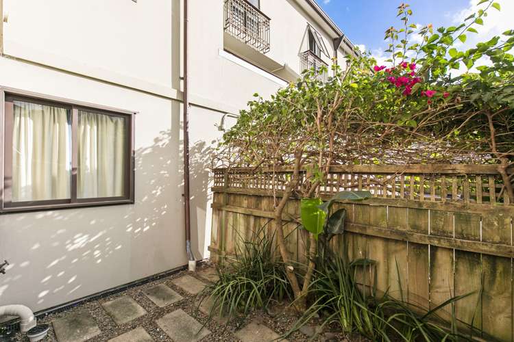 14/25 Rossmay Terrace Mount Eden_10