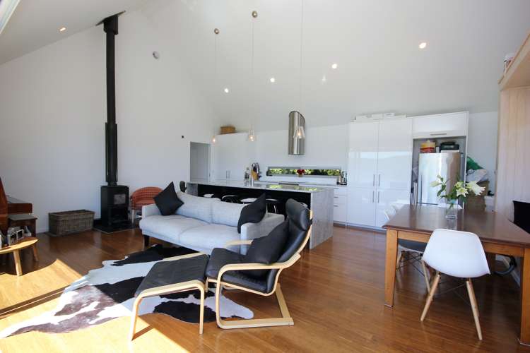 298a Marine Drive Charteris Bay_6