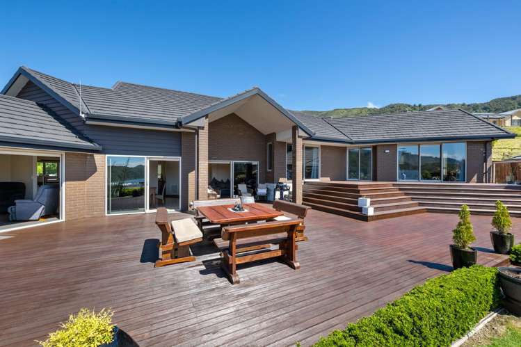 2 Harbour View Heights Picton_9