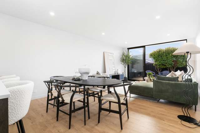 2/27 Division Street Riccarton_3