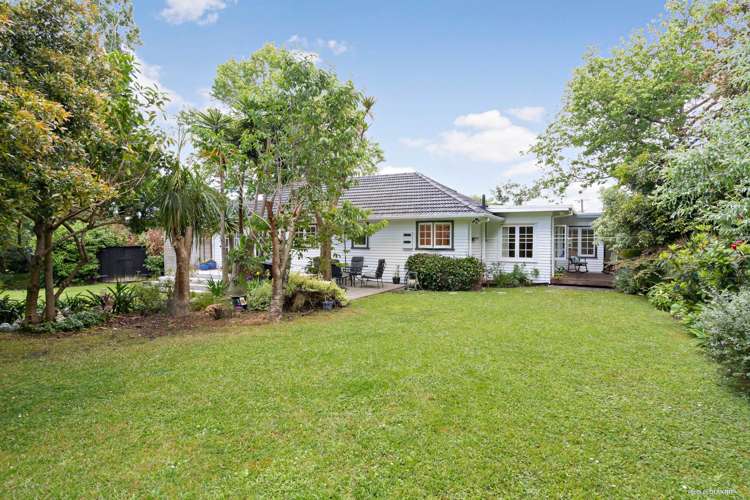 14 Rerewai Place Kelston_13