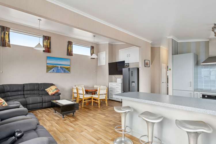 41 Balfour Crescent Castlepoint_5