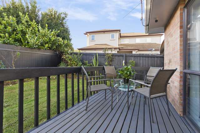 2/8 James Walter Place Mount Wellington_1