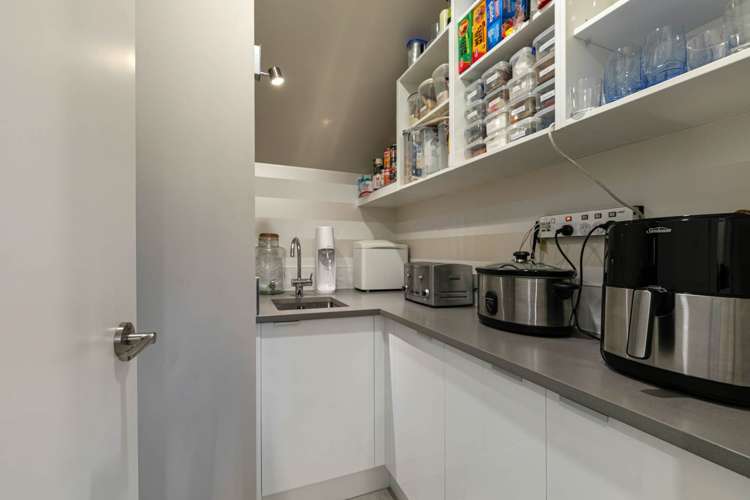 68 Colonial Drive Silverdale_11