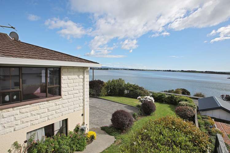 1 Milton Street Riverton_20