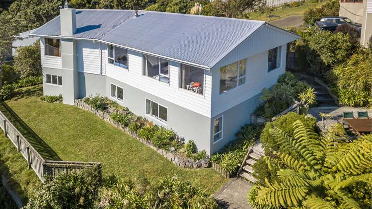 64 Collins Avenue Tawa_15
