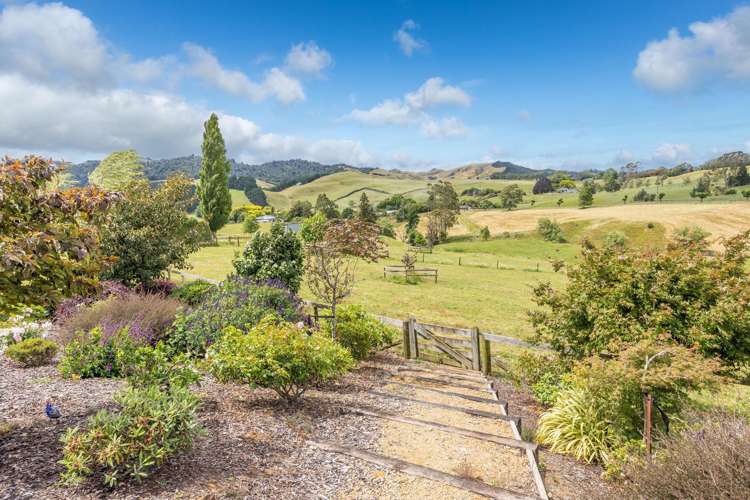 998 Limeworks Loop Road Karamu_22