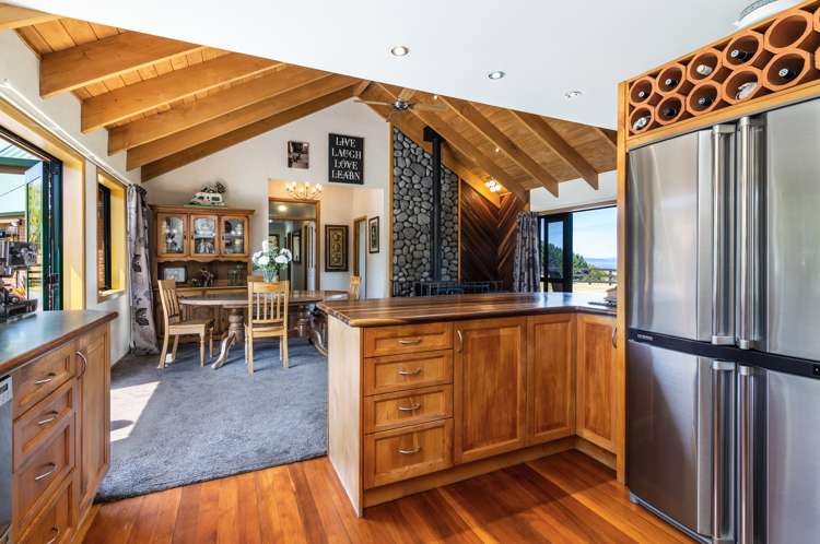659 Whangamata Road Kinloch_8