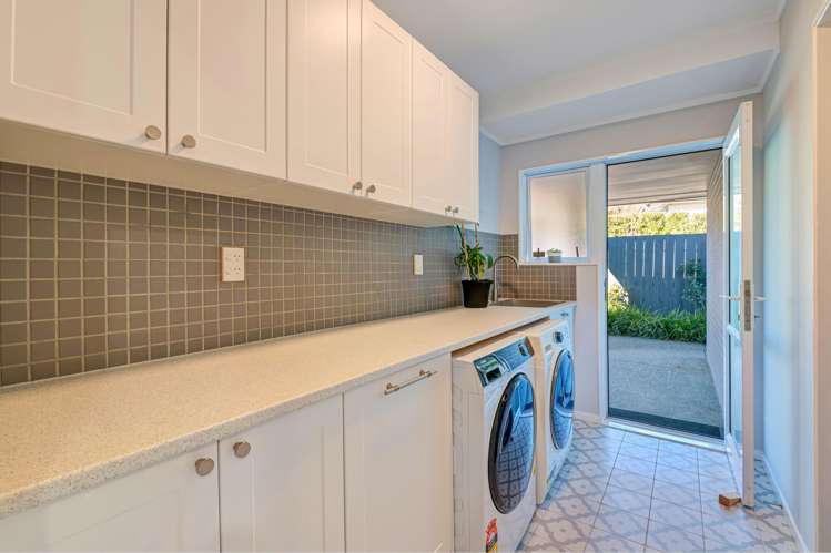 19 Esther Place Red Beach_24