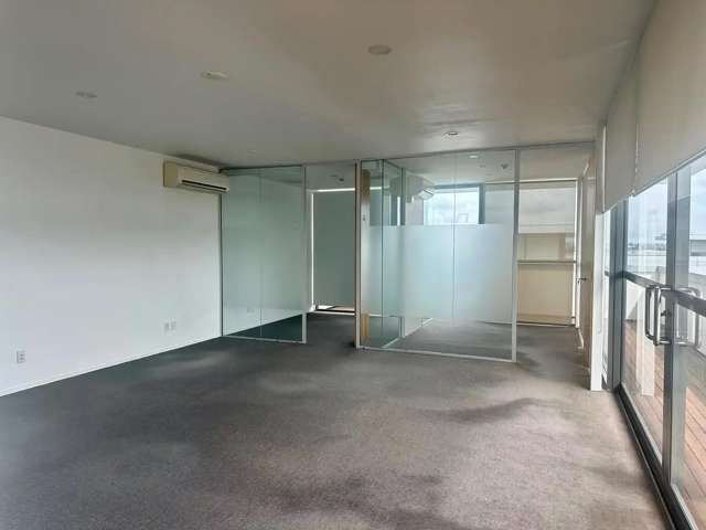 Modern, Light Filled Office