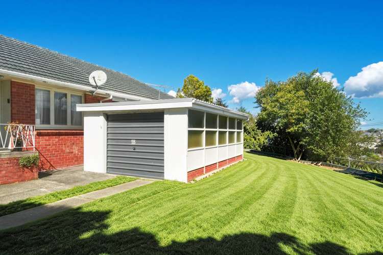 2/1 Exmouth Road Northcote_11