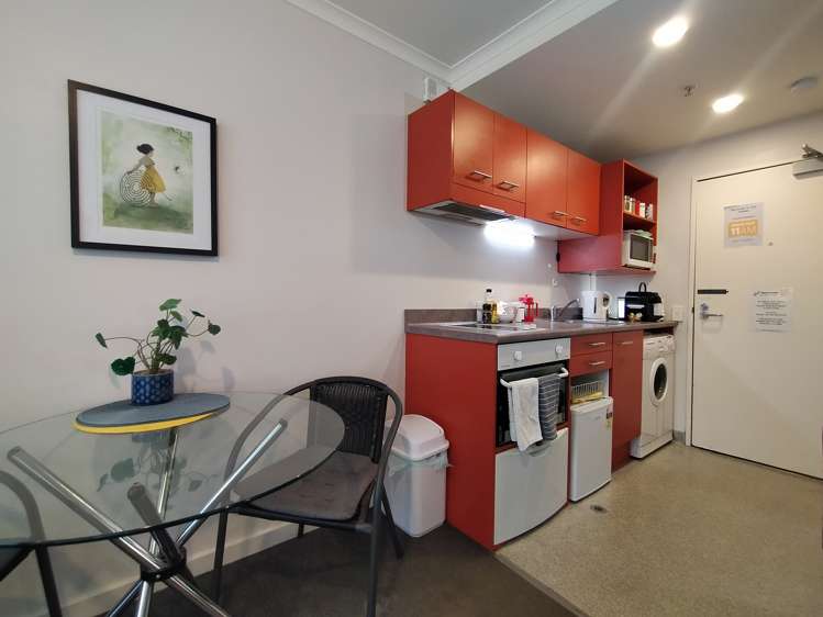 207/5 Aitken Street Thorndon_7