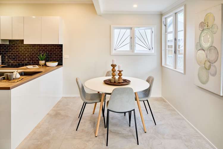 8 Huia Street Petone_10