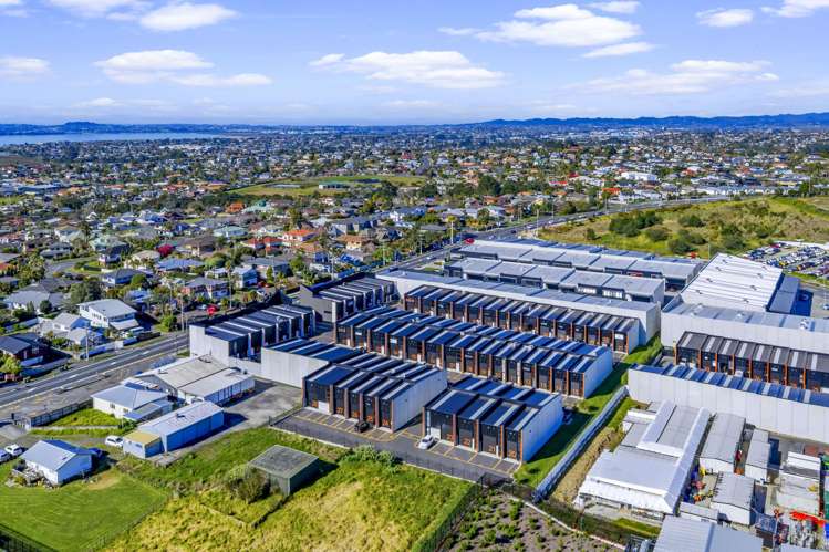 39/90A Hobsonville Road Hobsonville_15