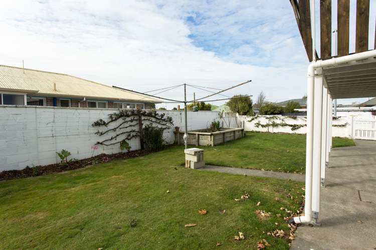 110 Middle Road Allenton_17