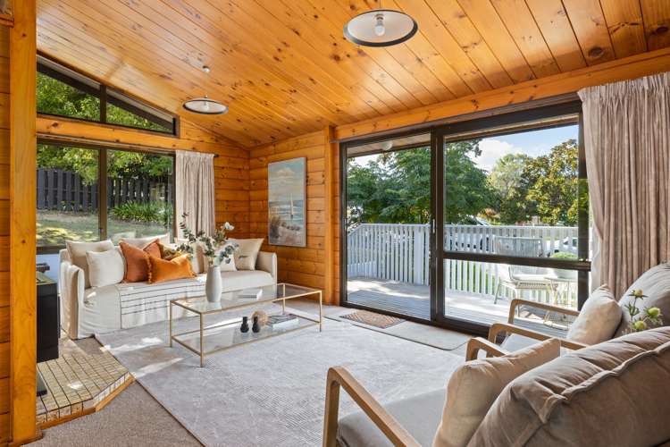 2 Morlie Place Torbay_6