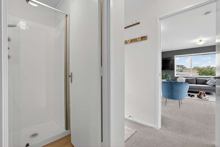 2/155 Verbena Road Birkdale_15