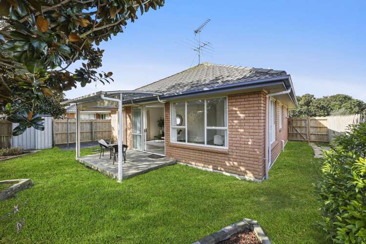 14 Fernbrook Close Burswood_16