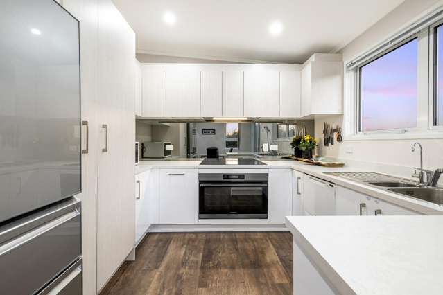 8 Japonica Crescent Ranui Heights_2