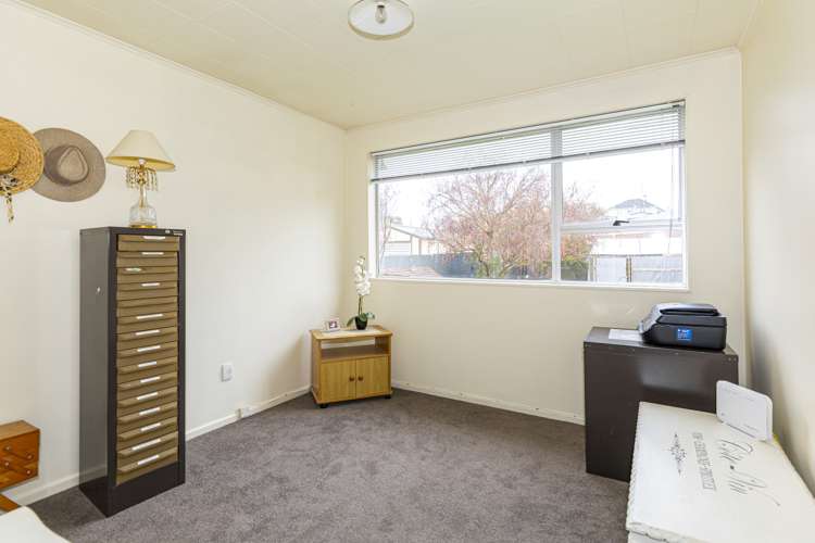 6 Clyde Carr Crescent Waimataitai_9