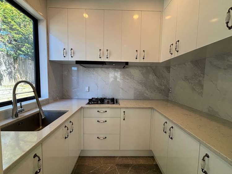 144 Cascades Road Pakuranga Heights_7