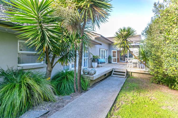 163 Ocean Beach Road Tairua_5