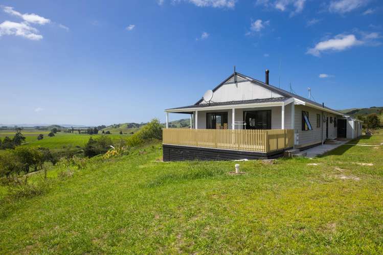 55 Harrington Road Muriwai_18