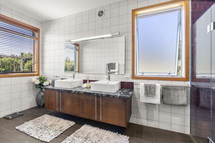 66 Porterfield Road Whitford_22