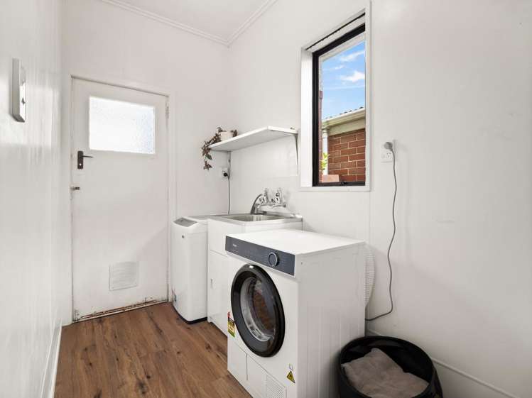 16 Eskvale Street Saint Kilda_13