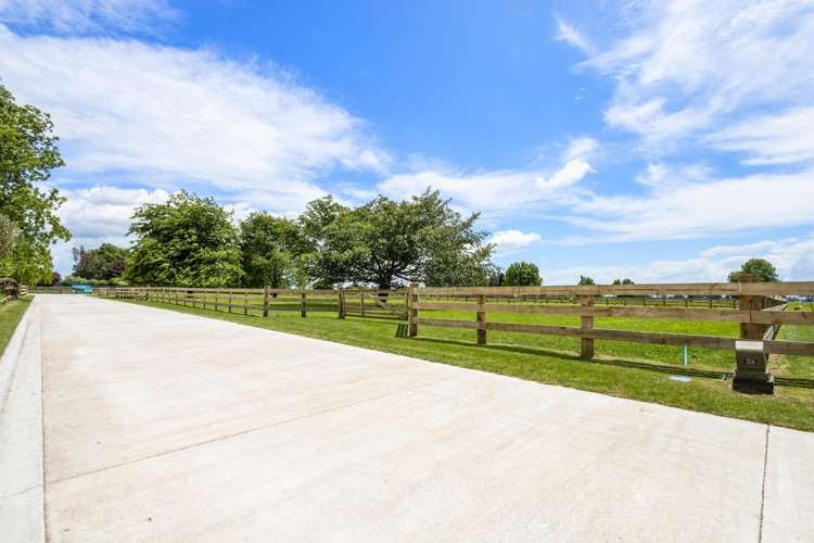 4 x Lots, Coates Lane - 43 Te Poi Rd_0