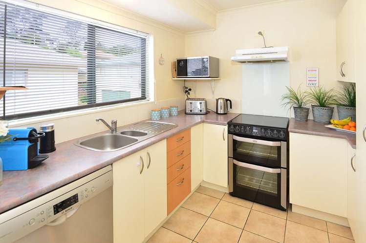 3/18 Ocean View Road Hatfields Beach_8