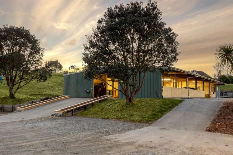 154 Muriwai Valley Road Waimauku_34