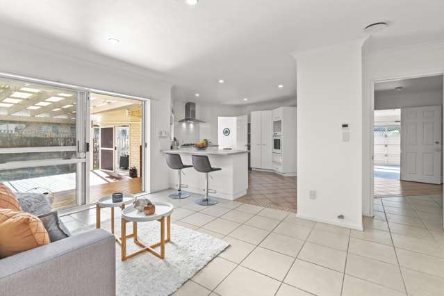 Family Homes Like This Don't Last!