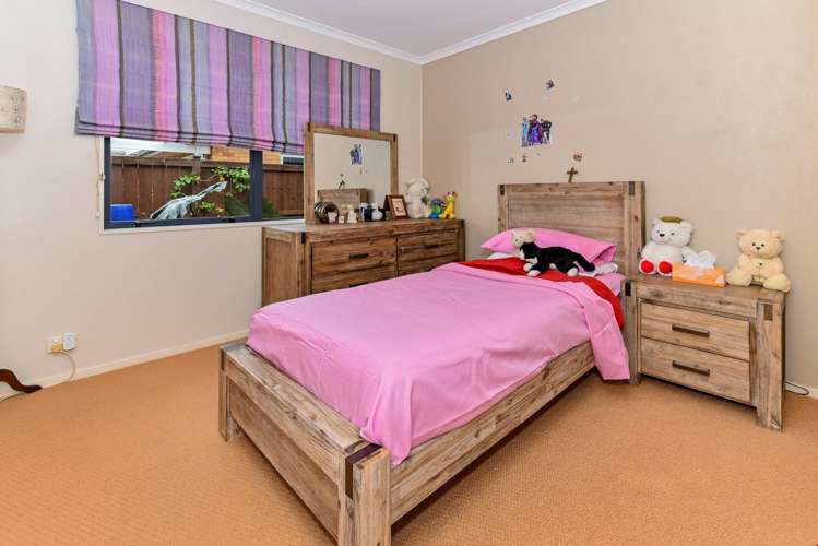 9 Croftview Road Wattle Downs_15