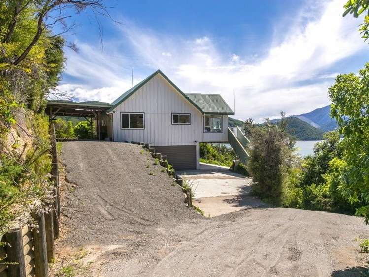 730 Moetapu Bay Road Anakiwa and Surrounds_13