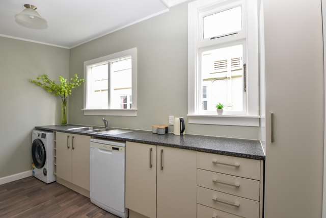 107 Broadway Carterton_4