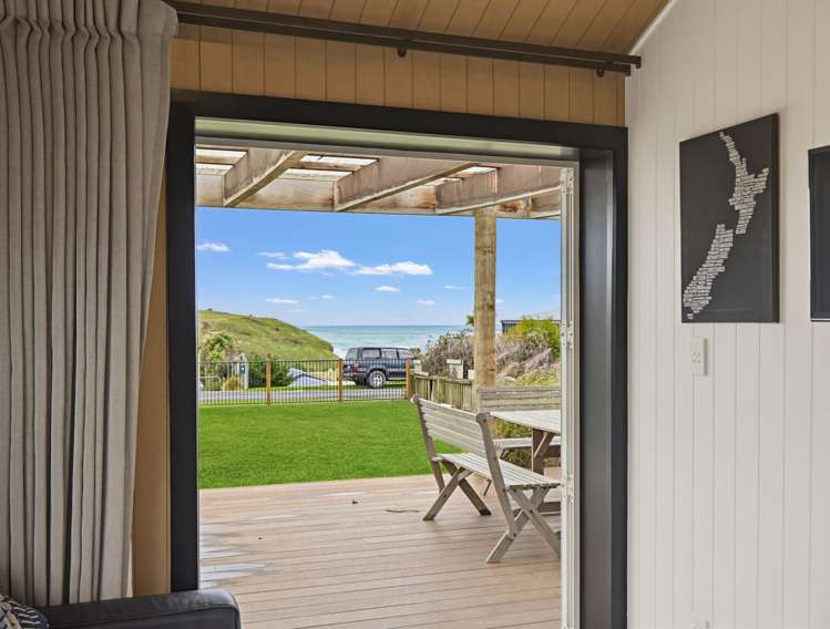 8 Island Terrace Motunau_27