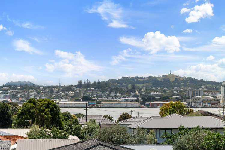 20 Mcintyre Road Mangere Bridge_12