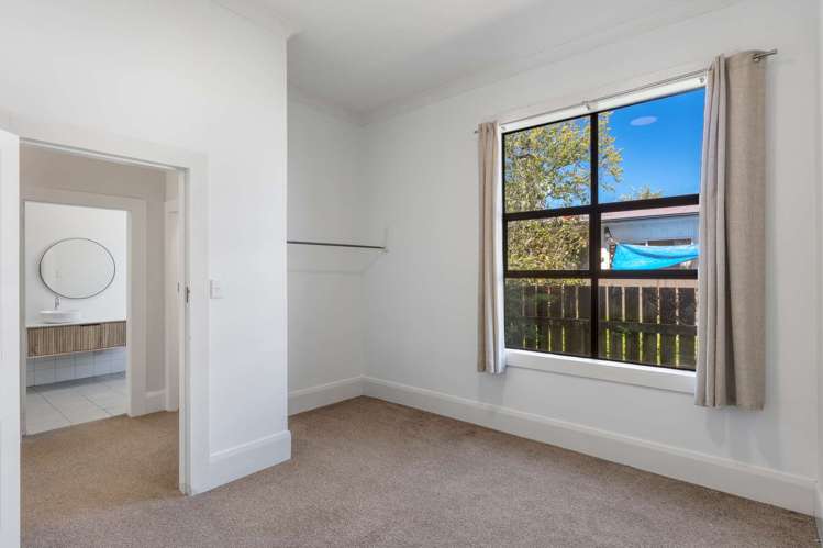 2 Cobden Street City Centre_18