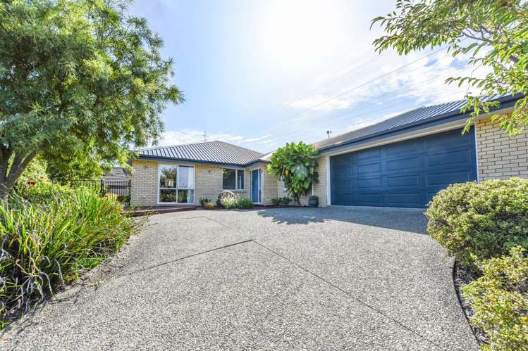 5 Norfolk Place Stoke_25