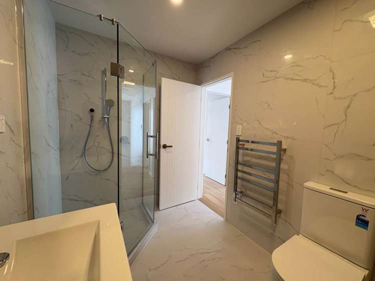 5/8 Grove Lane Pakuranga_16